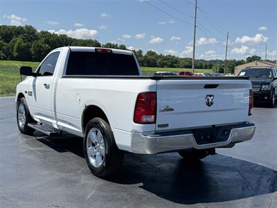 2015 RAM 1500 Big Horn - Photo 4 - Cahokia, IL 62206