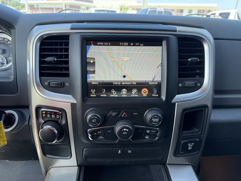 2015 RAM 1500 Big Horn - Photo 11 - Cahokia, IL 62206