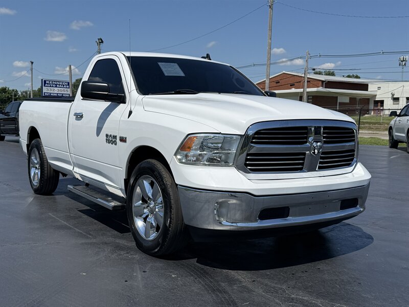 2015 RAM 1500 Big Horn - Photo 5 - Cahokia, IL 62206