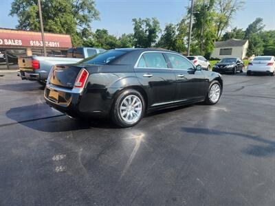 2013 Chrysler 300C   - Photo 4 - Cahokia, IL 62206