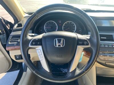 2011 Honda Accord EX-L V6   - Photo 11 - Cahokia, IL 62206