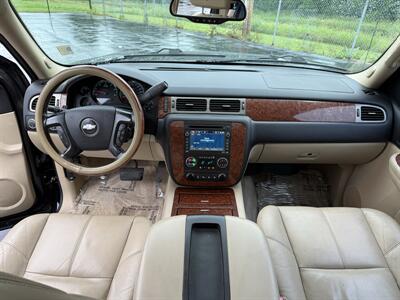 2008 Chevrolet Avalanche LTZ   - Photo 12 - Cahokia, IL 62206