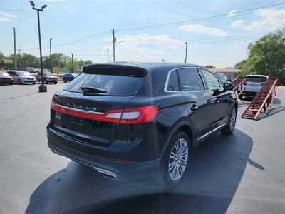 2018 Lincoln MKX Reserve   - Photo 3 - Cahokia, IL 62206