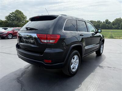 2012 Jeep Grand Cherokee Laredo   - Photo 8 - Cahokia, IL 62206