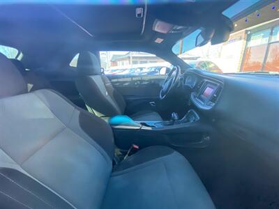 2016 Dodge Challenger SXT - Photo 4 - Belleville, IL 62226