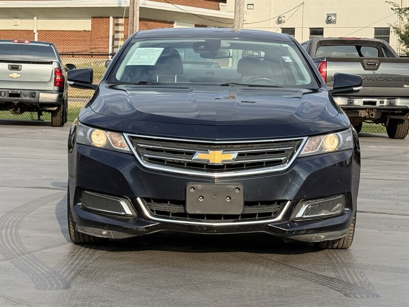 2014 Chevrolet Impala LT - Photo 2 - Cahokia, IL 62206