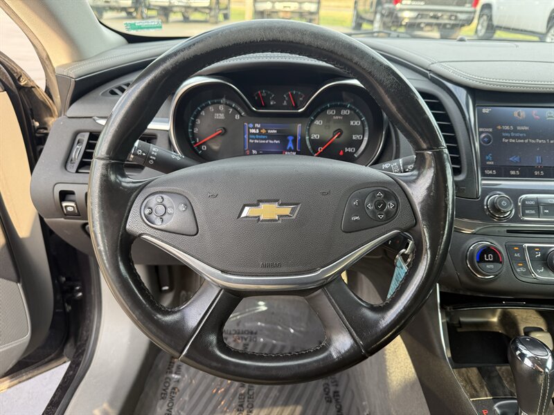 2014 Chevrolet Impala LT - Photo 12 - Cahokia, IL 62206