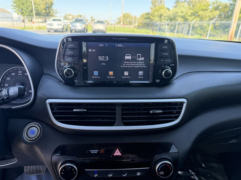 2019 Hyundai TUCSON SE - Photo 13 - Cahokia, IL 62206