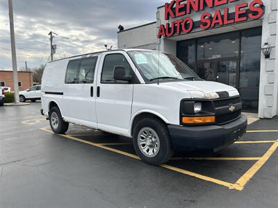 2012 Chevrolet Express 1500   - Photo 2 - Fairview Heights, IL 62208