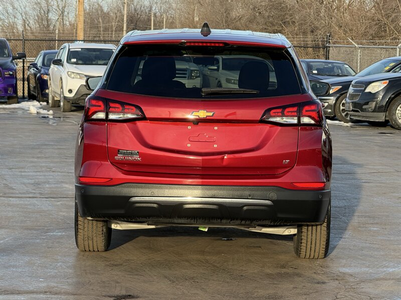 2022 Chevrolet Equinox LT - Photo 8 - Cahokia, IL 62206