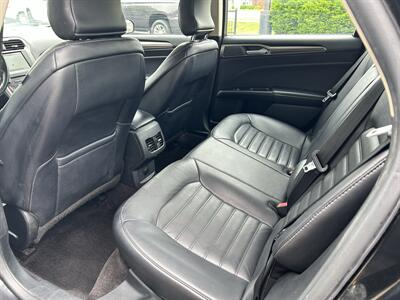 2017 Ford Fusion SE - Photo 9 - Fairview Heights, IL 62208