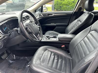 2017 Ford Fusion SE - Photo 8 - Fairview Heights, IL 62208