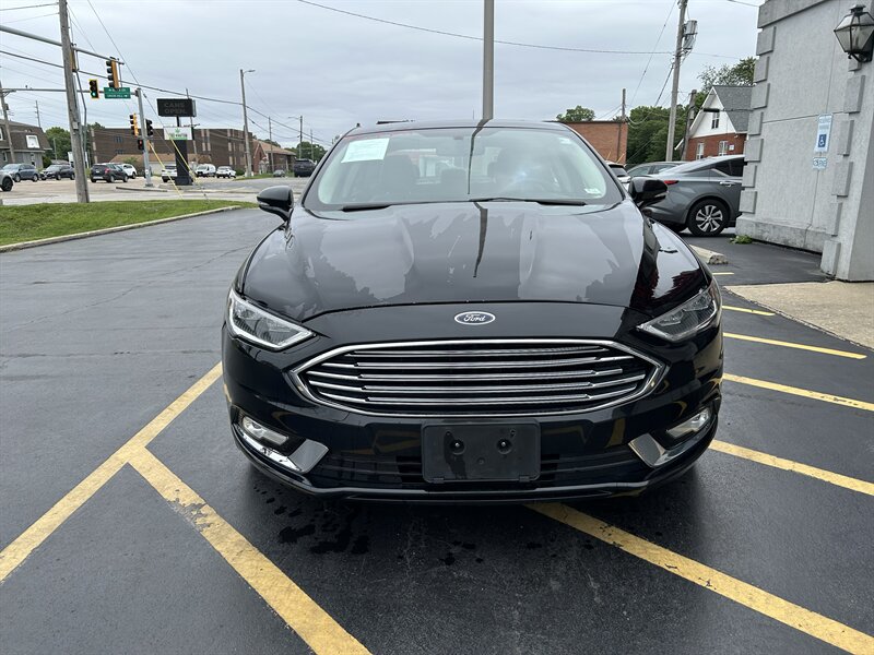 2017 Ford Fusion SE - Photo 6 - Fairview Heights, IL 62208
