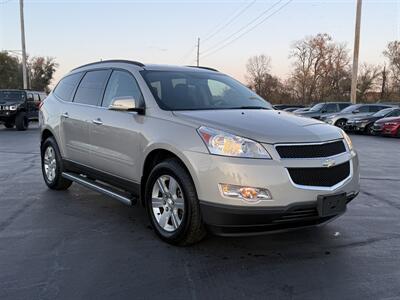 2011 Chevrolet Traverse LT   - Photo 3 - Cahokia, IL 62206