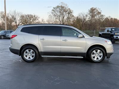 2011 Chevrolet Traverse LT   - Photo 4 - Cahokia, IL 62206