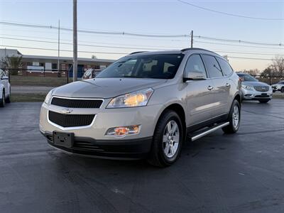 2011 Chevrolet Traverse LT   - Photo 1 - Cahokia, IL 62206