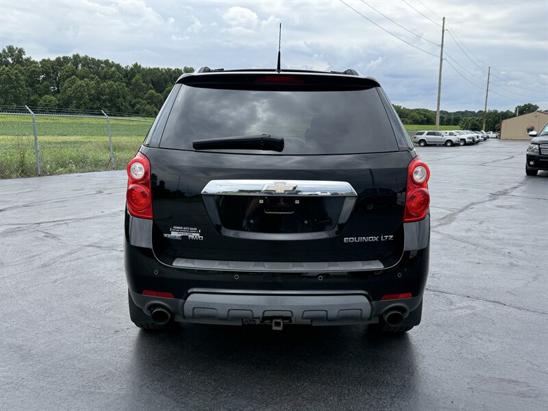 2011 Chevrolet Equinox LTZ - Photo 6 - Cahokia, IL 62206