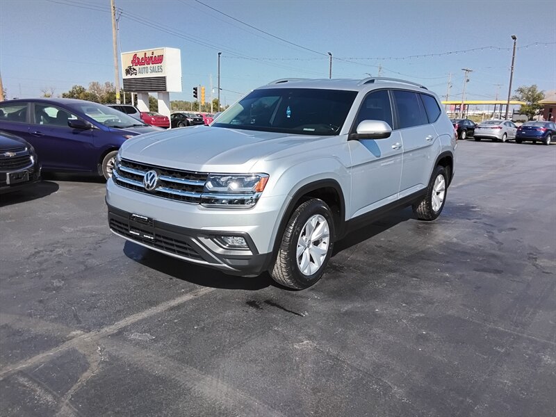 2019 Volkswagen Atlas V6 SE  