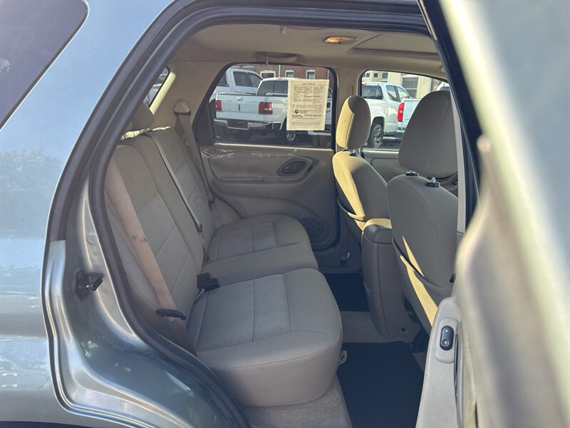 2006 Ford Escape XLT - Photo 18 - Millstadt, IL 62260