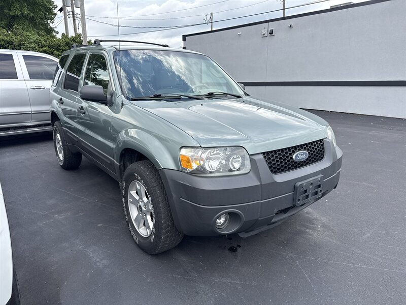 2006 Ford Escape XLT - Photo 2 - Millstadt, IL 62260