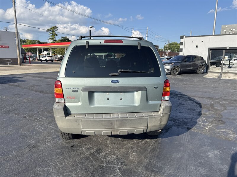 2006 Ford Escape XLT - Photo 8 - Millstadt, IL 62260