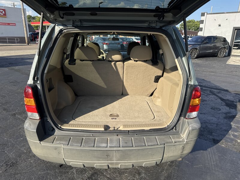2006 Ford Escape XLT - Photo 21 - Millstadt, IL 62260