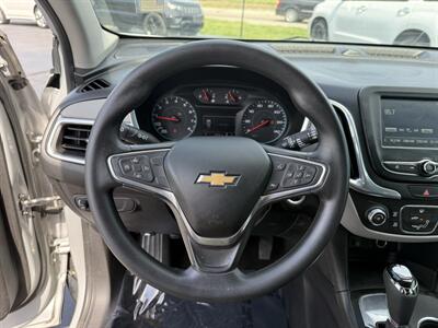2018 Chevrolet Equinox LS - Photo 13 - Cahokia, IL 62206