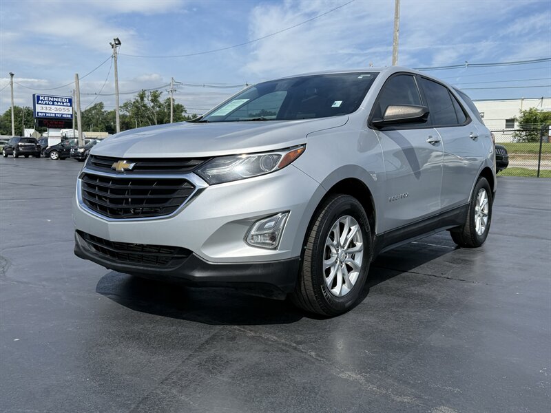 2018 Chevrolet Equinox LS   - Photo 1 - Cahokia, IL 62206