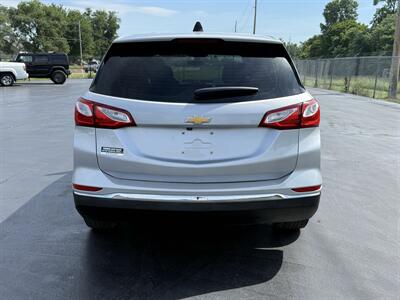 2018 Chevrolet Equinox LS - Photo 8 - Cahokia, IL 62206