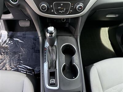 2018 Chevrolet Equinox LS - Photo 15 - Cahokia, IL 62206