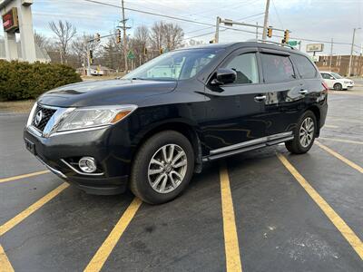 2015 Nissan Pathfinder S   - Photo 3 - Fairview Heights, IL 62208