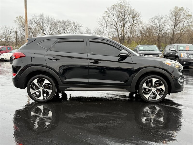 2016 Hyundai TUCSON Eco - Photo 4 - Cahokia, IL 62206