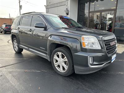 2017 GMC Terrain SLE-2   - Photo 2 - Fairview Heights, IL 62208