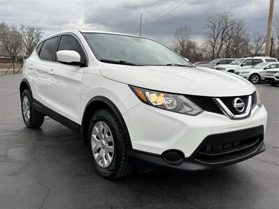 2018 Nissan Rogue Sport S   - Photo 7 - Cahokia, IL 62206