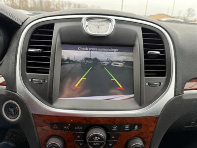 2012 Chrysler 300 Series Limited - Photo 15 - Cahokia, IL 62206