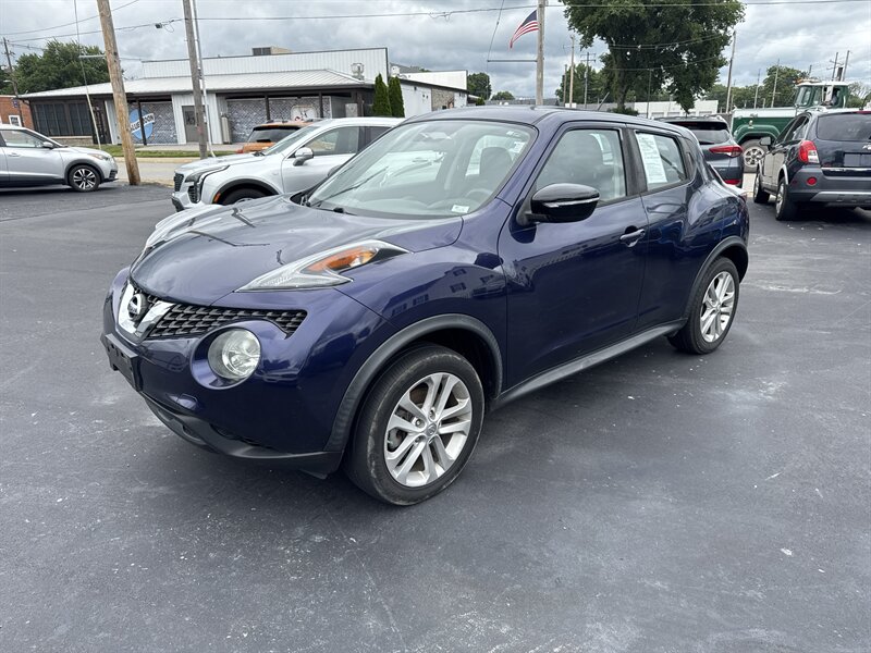 2017 Nissan Juke S - Photo 2 - Millstadt, IL 62260
