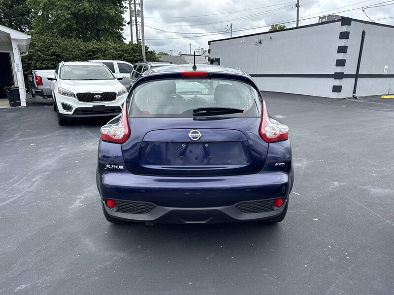 2017 Nissan Juke S - Photo 8 - Millstadt, IL 62260