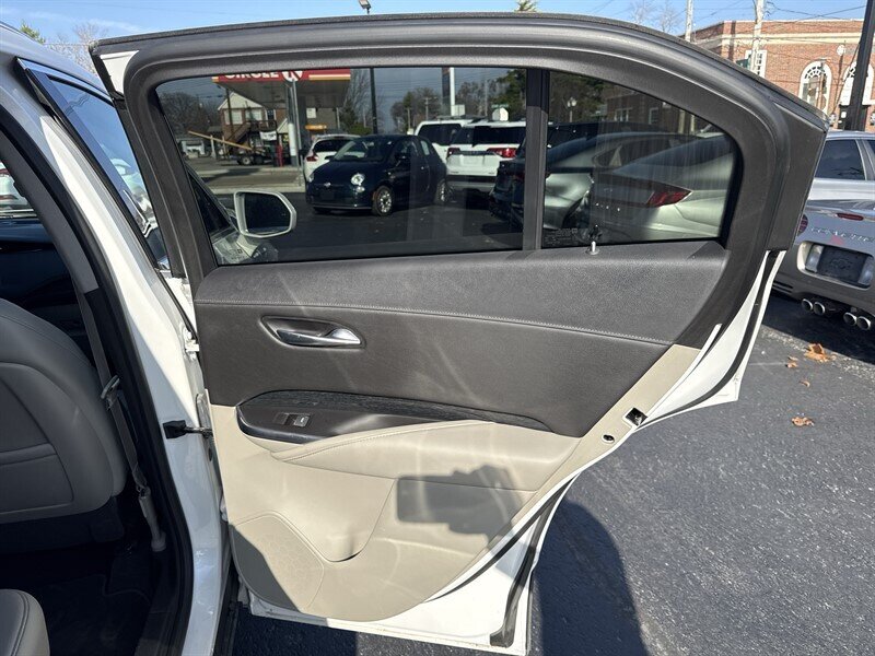 2020 Cadillac XT4 Premium Luxury - Photo 22 - Millstadt, IL 62260