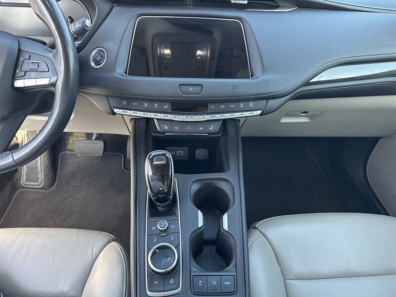 2020 Cadillac XT4 Premium Luxury - Photo 11 - Millstadt, IL 62260