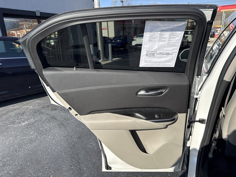 2020 Cadillac XT4 Premium Luxury - Photo 20 - Millstadt, IL 62260