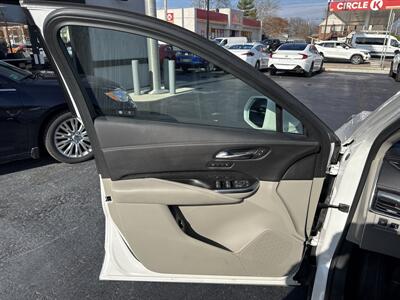 2020 Cadillac XT4 Premium Luxury - Photo 16 - Millstadt, IL 62260