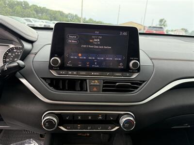 2020 Nissan Altima 2.5 SR - Photo 14 - Cahokia, IL 62206
