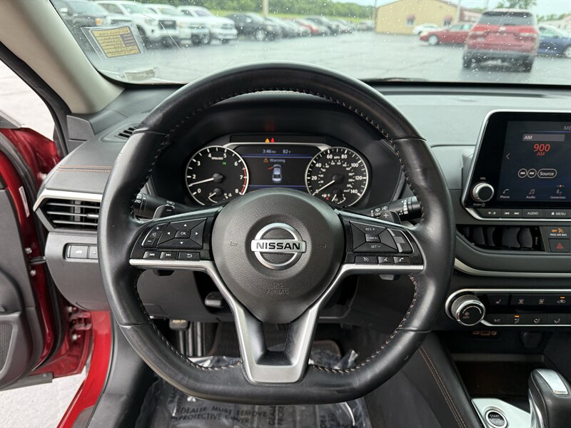 2020 Nissan Altima 2.5 SR - Photo 13 - Cahokia, IL 62206
