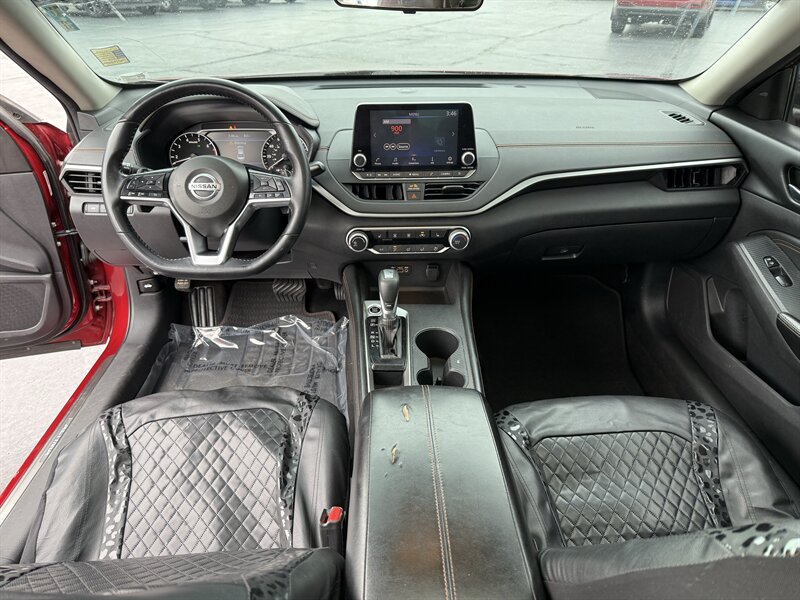 2020 Nissan Altima 2.5 SR - Photo 12 - Cahokia, IL 62206
