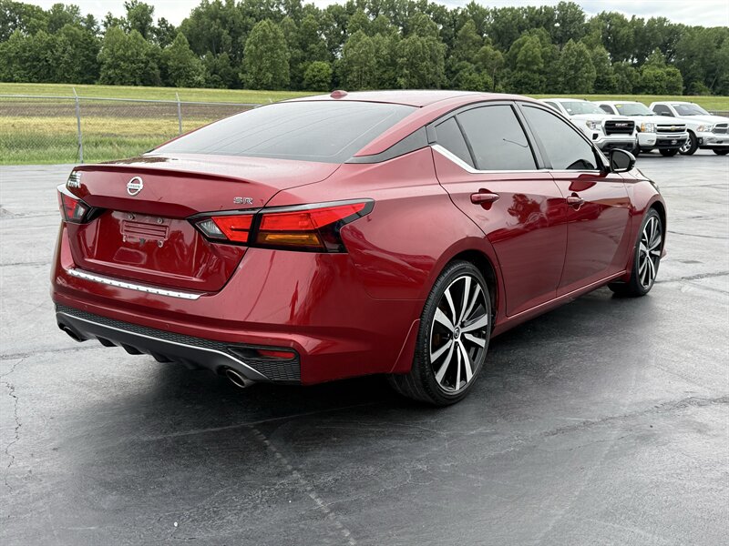 2020 Nissan Altima 2.5 SR - Photo 7 - Cahokia, IL 62206