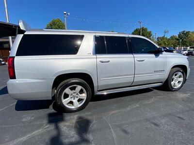 2015 Chevrolet Suburban LTZ - Photo 6 - Belleville, IL 62226