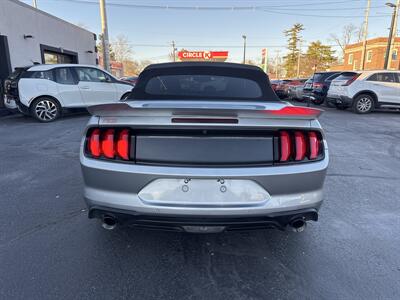 2020 Ford Mustang EcoBoost Premium - Photo 11 - Millstadt, IL 62260