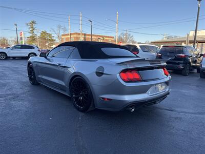 2020 Ford Mustang EcoBoost Premium - Photo 6 - Millstadt, IL 62260