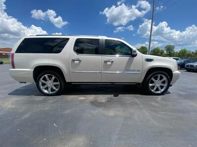 2011 Cadillac Escalade ESV Premium   - Photo 4 - Cahokia, IL 62206
