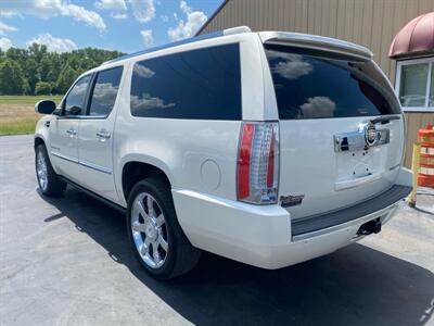 2011 Cadillac Escalade ESV Premium   - Photo 7 - Cahokia, IL 62206